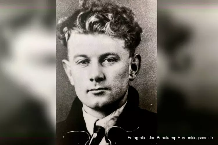 Graf IJmuidense verzetsheld Jan Bonekamp krijgt een plaquette