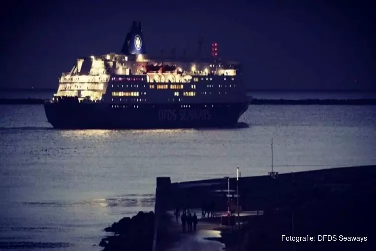 Ferry IJmuiden-Newcastle terug van weggeweest: geen à la carte diner en minder passagiers