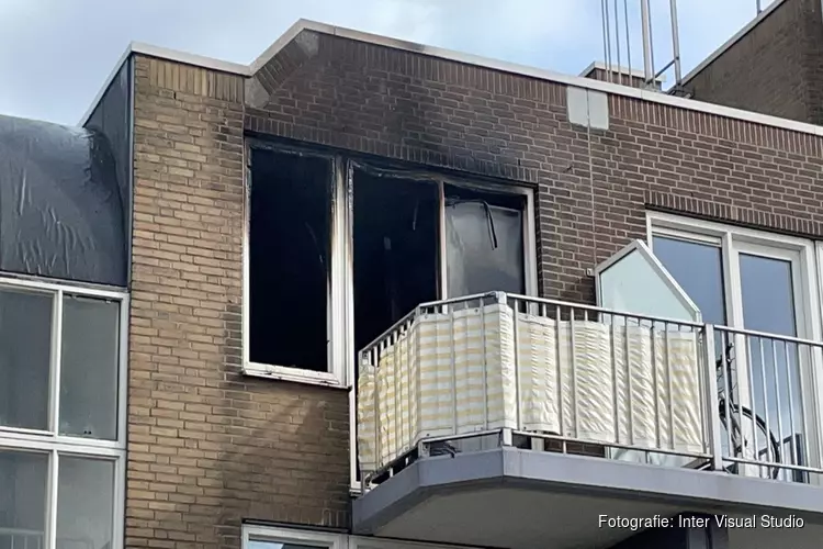 Woning uitgebrand in IJmuiden