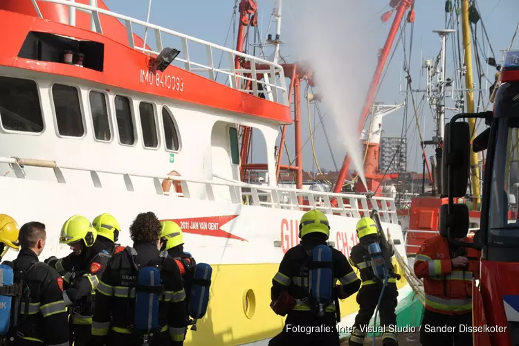 Brand op schip tijdens onderhoudswerkzaamheden in IJmuiden