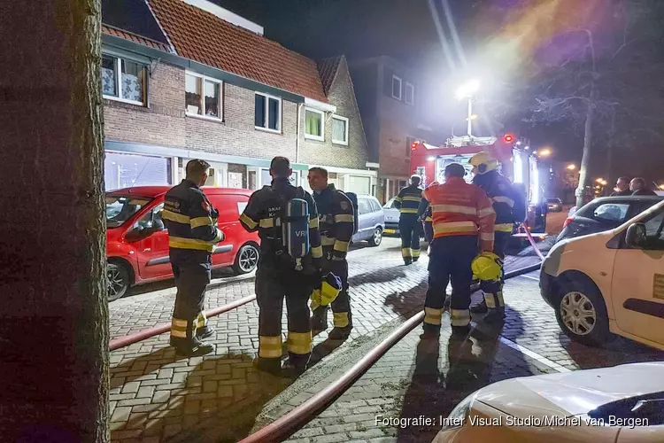 Woningbrand aan Wijk aan Zeeërweg in IJmuiden snel onder controle