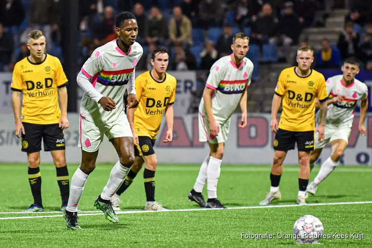 Bliksemstart helpt Telstar aan zege op Roda JC