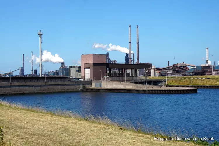 Openbaar Ministerie schouwt terrein Tata Steel IJmuiden B.V. in het kader van het strafrechtelijk onderzoek