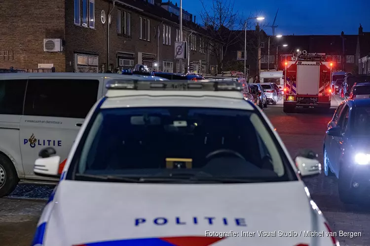 Vele hulpdiensten na melding gaslucht in IJmuiden, man naar ziekenhuis gebracht
