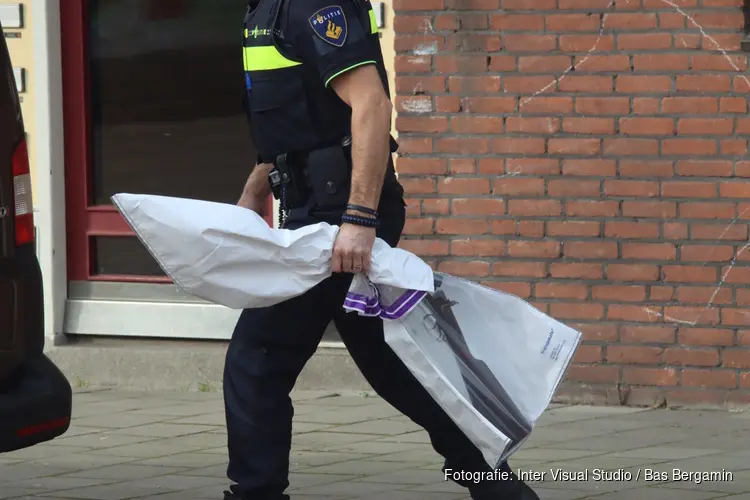 Politie-inval in Velsen-Noord, mogelijk vanwege dodelijk steekpartij