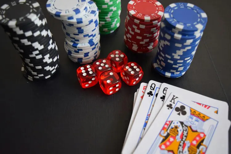 Aantal online casino Cruks inschrijvingen bereikt 74.005