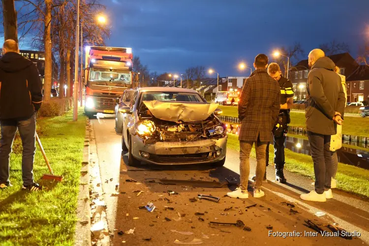 Veel schade bij kop staart botsing Velserbroek