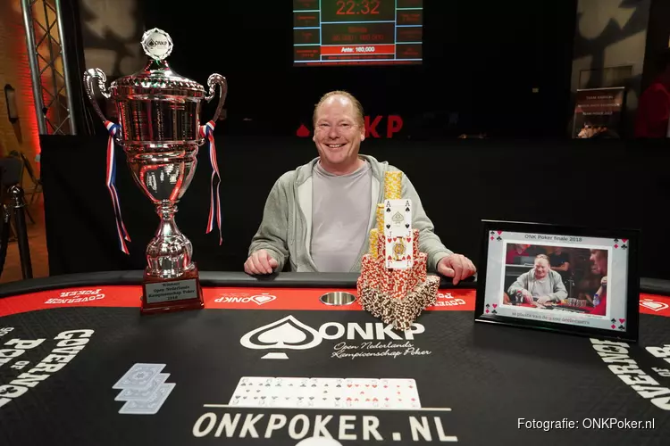 Dan Korver uit Velserbroek wint Open Nederlands Kampioenschap Poker