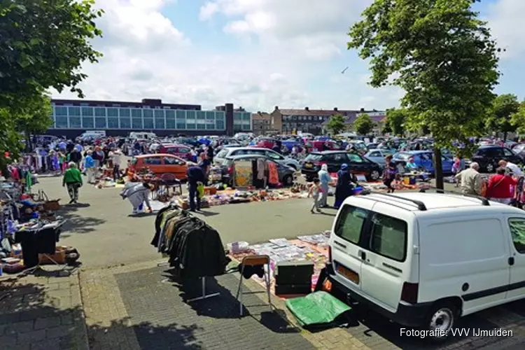 Kofferbakmarkt Velserduinplein