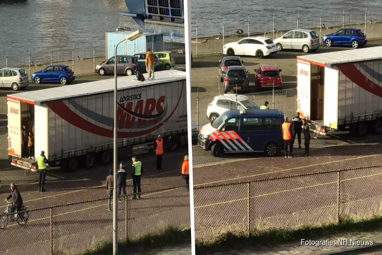 Chauffeur met vijftien illegale migranten in truck wordt niet langer verdacht