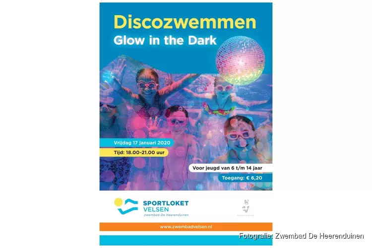 Glow in the Dark Party in zwembad De Heerenduinen