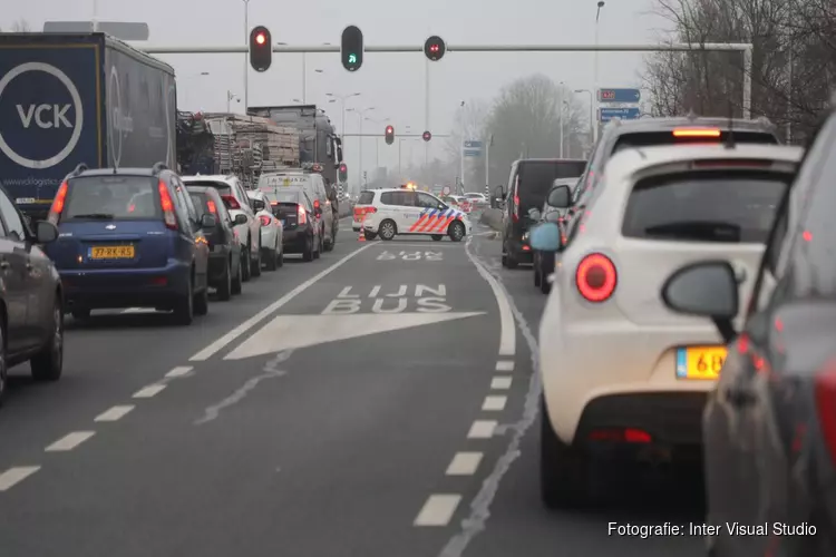 Opnieuw file rondom Beverwijk: Velsertunnel dicht door technische problemen